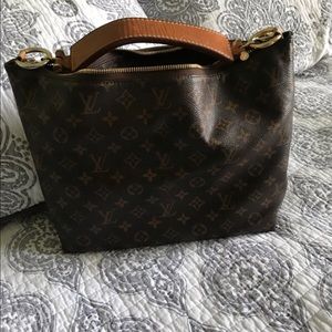 Authentic LV Sully mm hobo bag